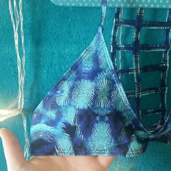 Swimsuit Top - Picture 5 of 6